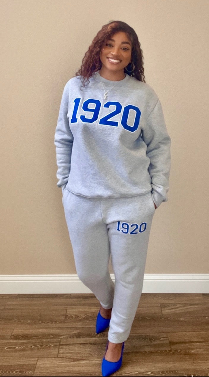💙 Timeless 1920 Sweatsuit
