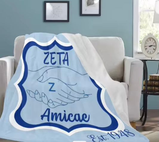 Amicae Plush Blanket