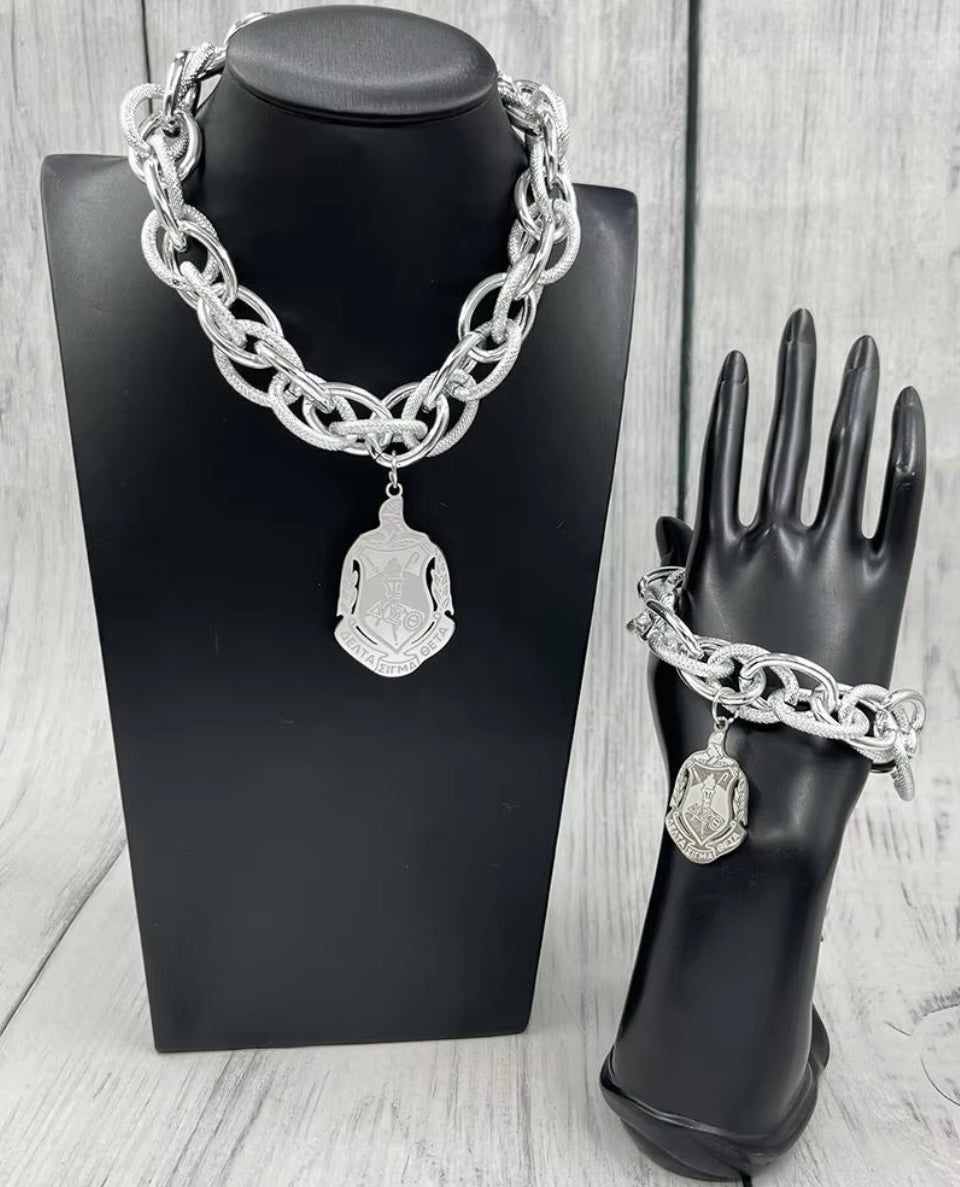 Devastating Grace Shield Set ❤️